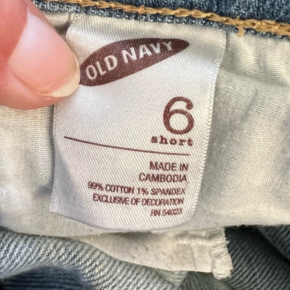 Old Navy The Sweetheart Custom Bleached Straight Leg Jeans Women’s Sz 6S - Picture 6 of 7